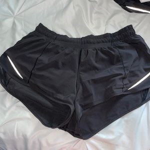 Lululemon Hotty Hot Shorts 2.5 Inch